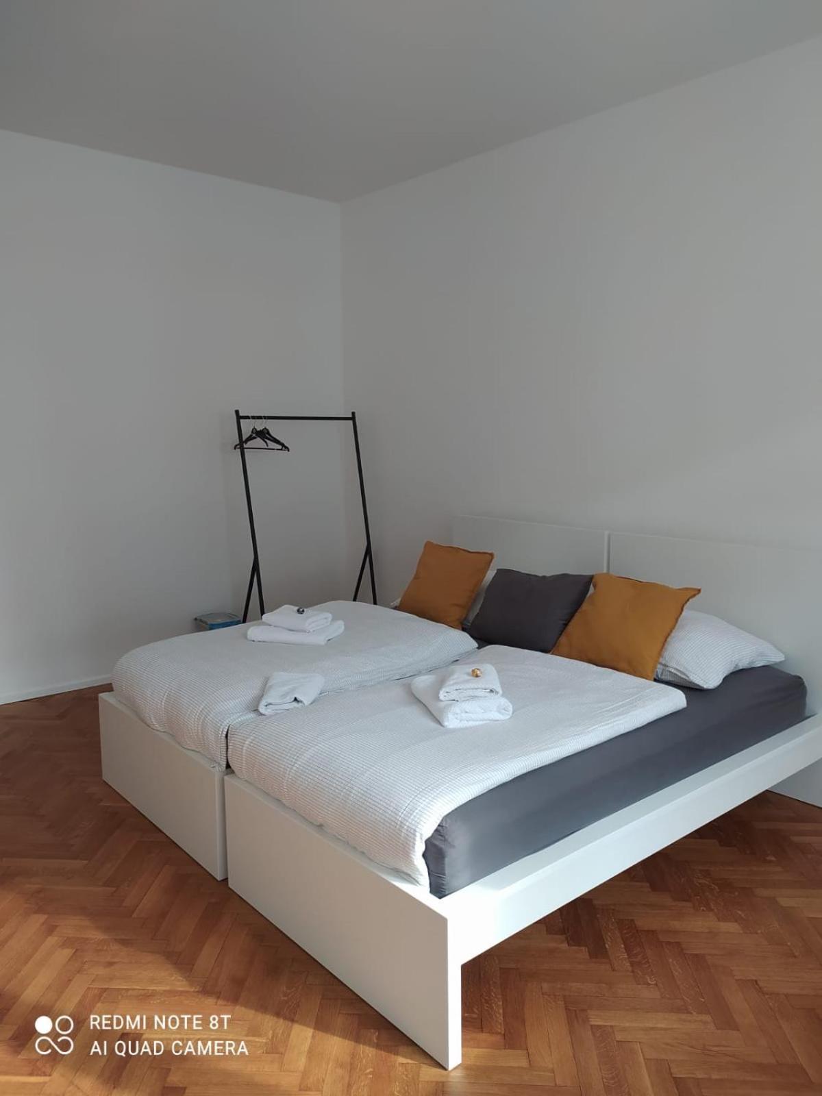Soukromy Pokoj V Tripokojovem Byte - Private Room In Three Room Flat Brno Exterior foto